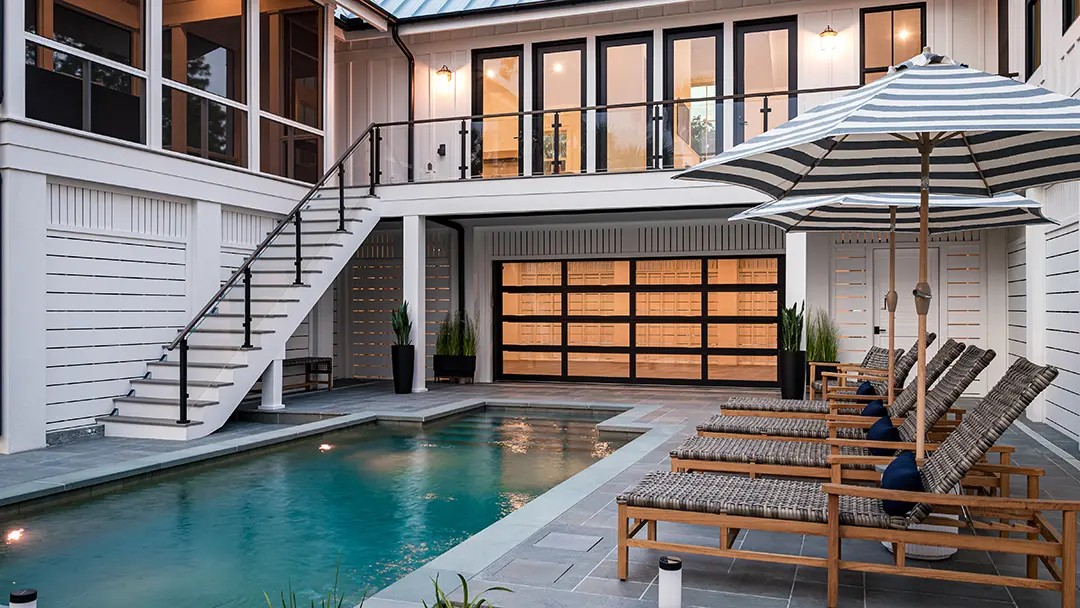 Avante AX garage door