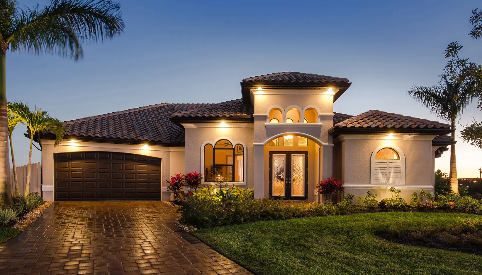 Classic Steel Short Solid design in Chocolate