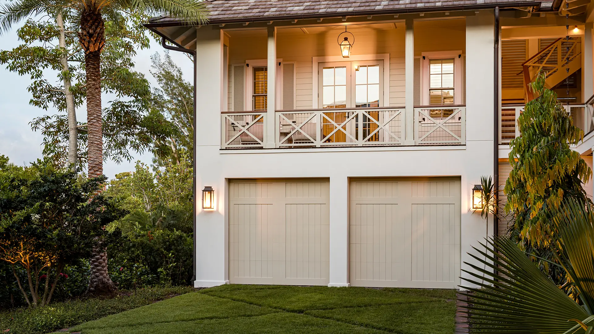 Canyon Ridge 5 Layer garage door