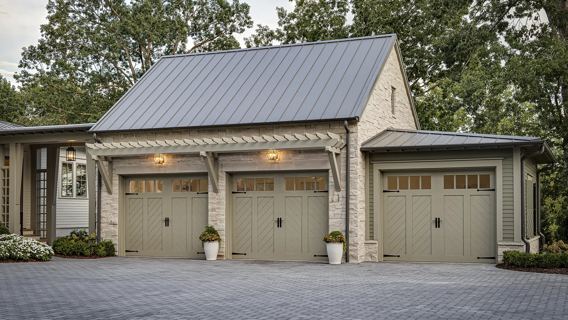 Canyon Ridge Chevron