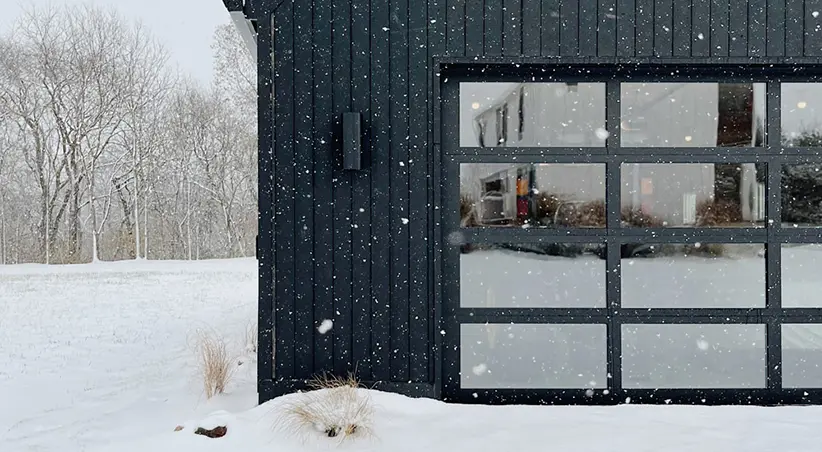 Avante Garage Door in snow