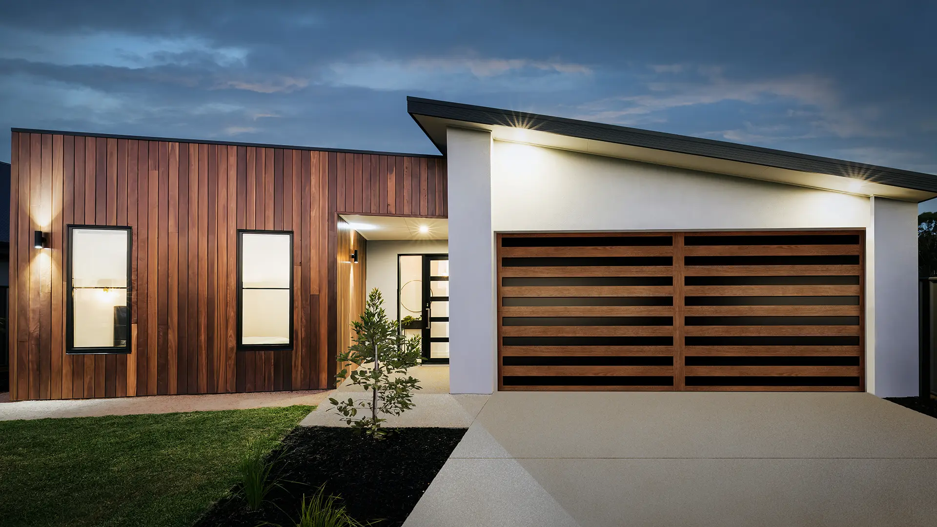 Canyon Ridge Modern with Black Laminate Glass Inlays