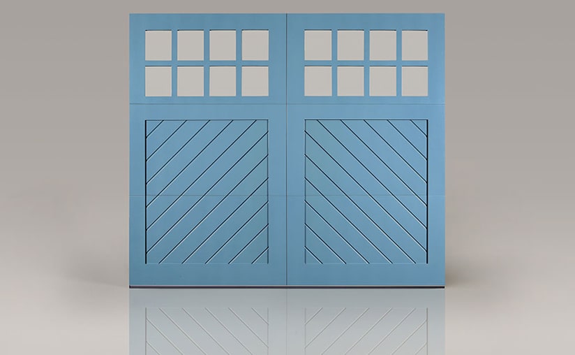 Reserve® Wood Extira® garage doors