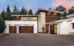 Reserve® Wood Modern garage doors