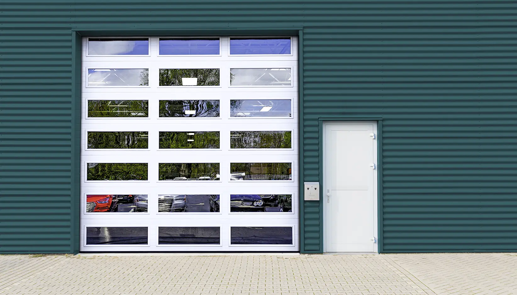 Extreme™ Series overhead doors