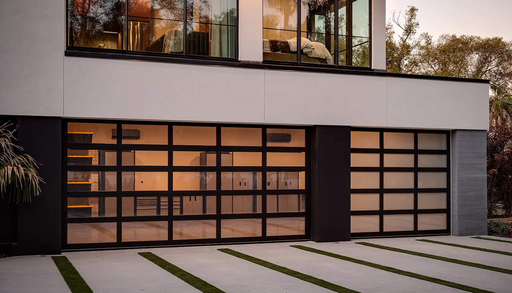 Avante garage door with C-Power Technology