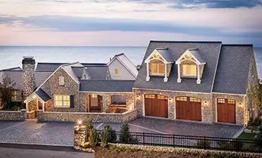 Canyon Ridge<sup class='symbolstxt'>®</sup> Carriage House (5-Layer)
