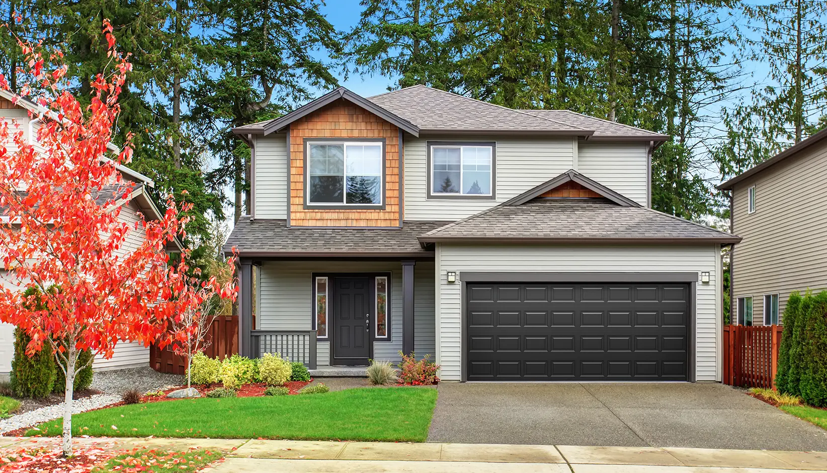 Classic™ Steel garage doors