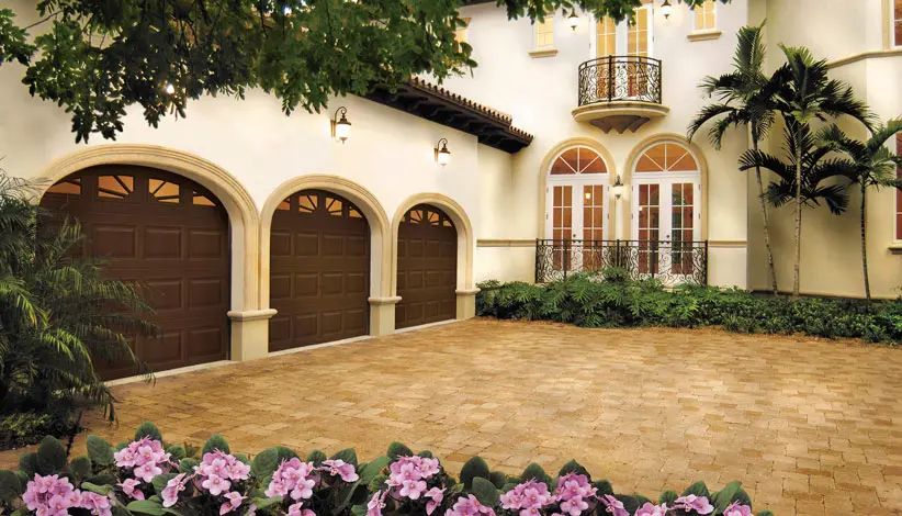 Classic™ Steel garage doors