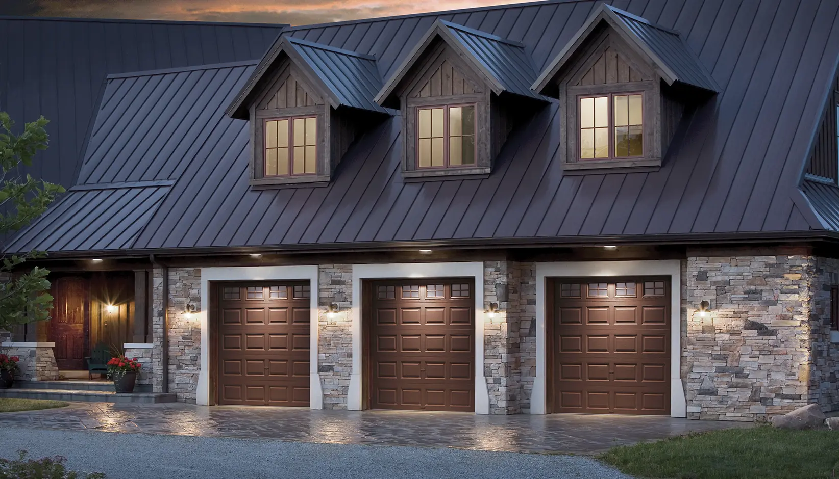 Classic™ Steel garage doors