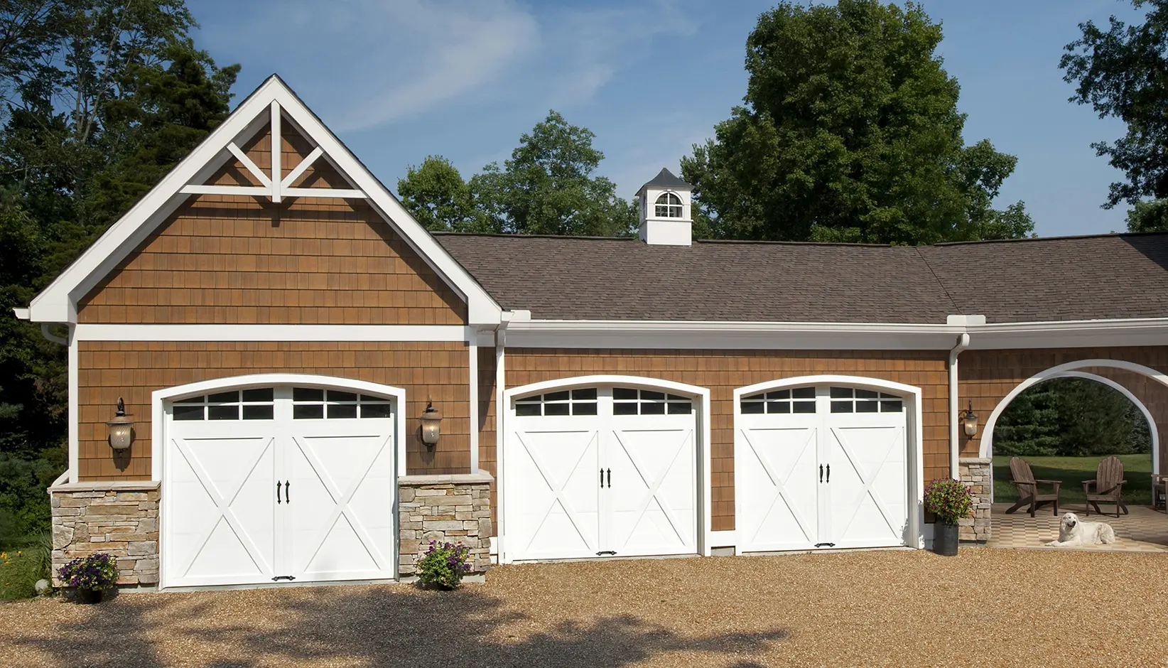 Coachman® garage doors