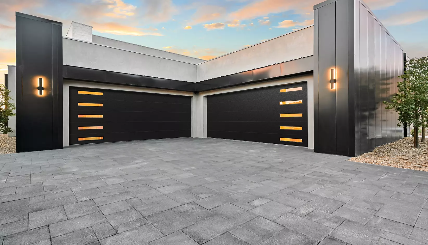 Modern Steel™ garage doors