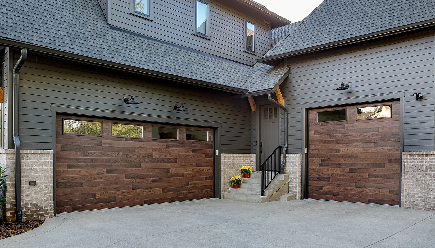Modern Steel Ultra-Grain Plank garage door in Kona