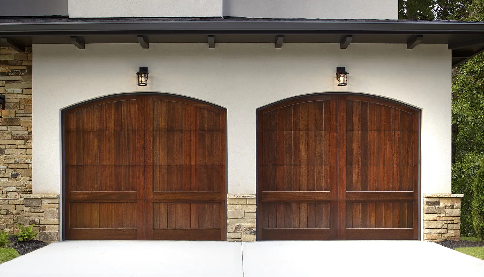 Reserve® Wood Custom garage doors