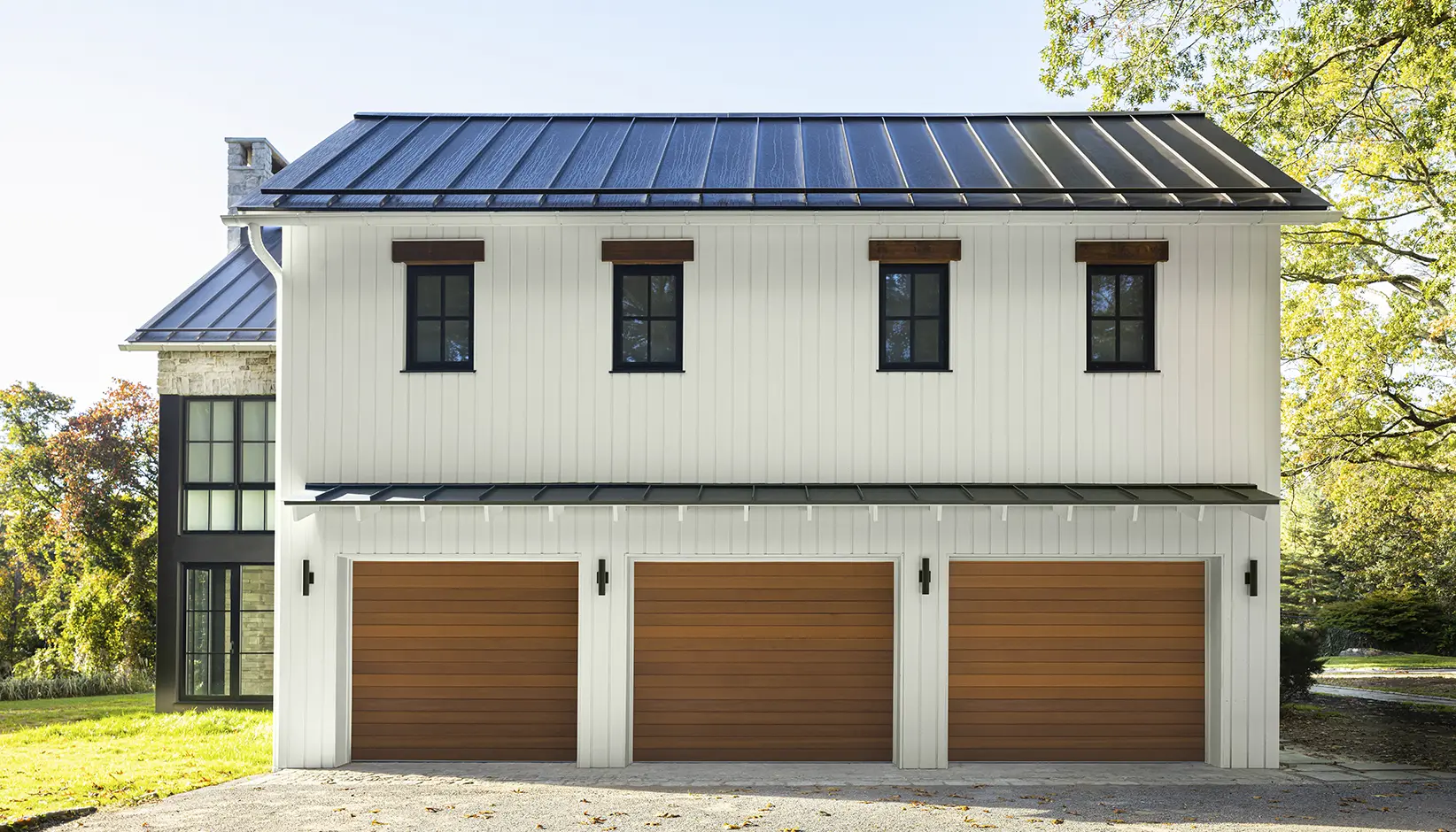 Reserve® Wood Modern garage doors