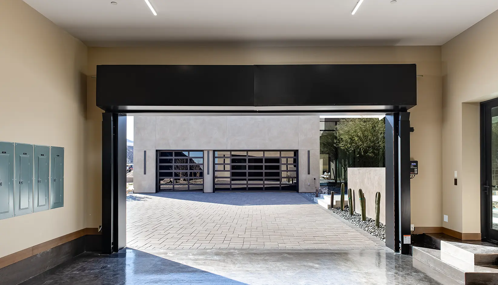 VertiStack® Avante® garage doors