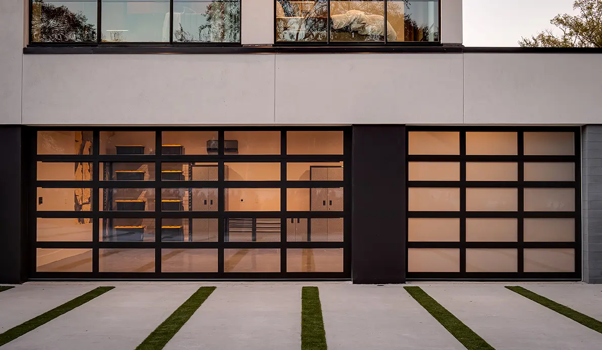 Avante® garage door